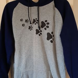 Hooded Pullover with cat paws